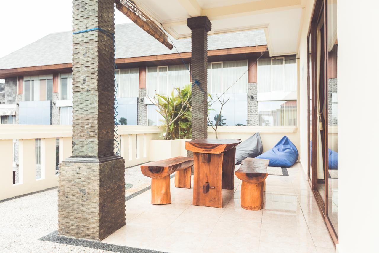 Hotel La Costa Central Seminyak Zewnętrze zdjęcie