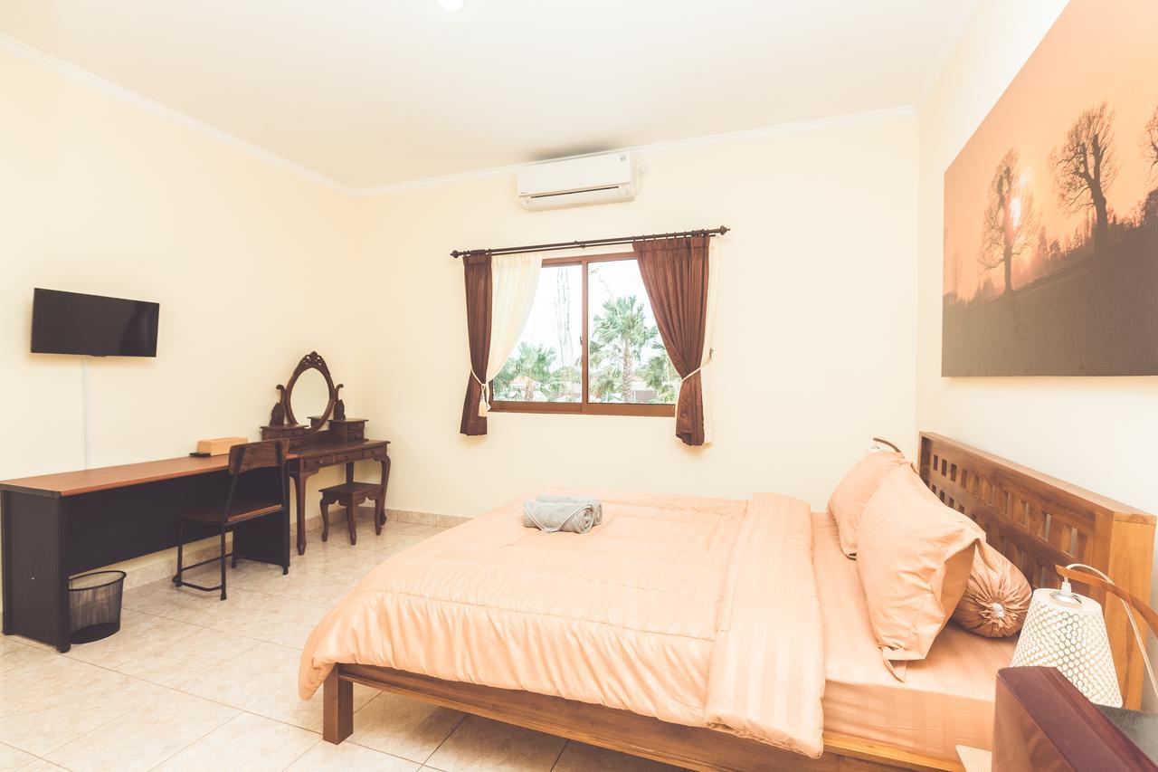Hotel La Costa Central Seminyak Zewnętrze zdjęcie